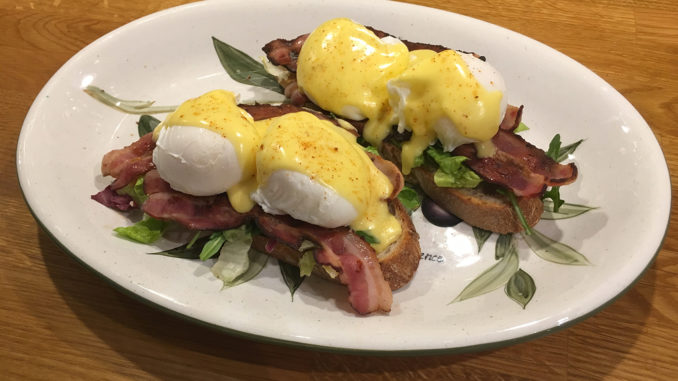 Ägg Benedict -Bruchmacka American Style Ägg Benedict -Bruchmacka American Style
