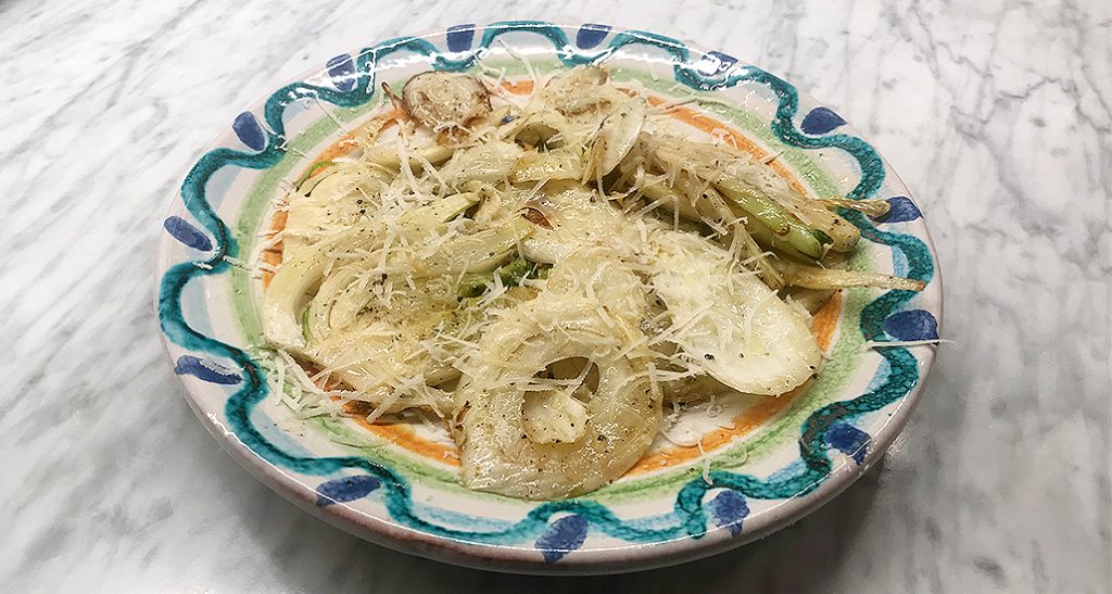 Smörfräst fänkål med vitlök och parmesan -onödigt gott