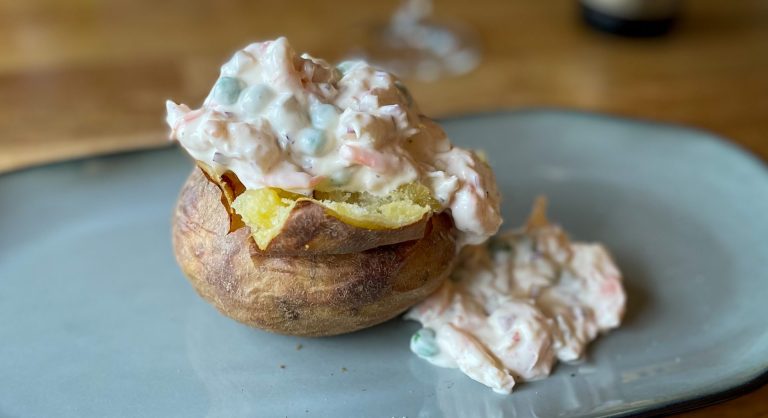 Bakad potatis med lyxig räkröra -lättlagat och gott