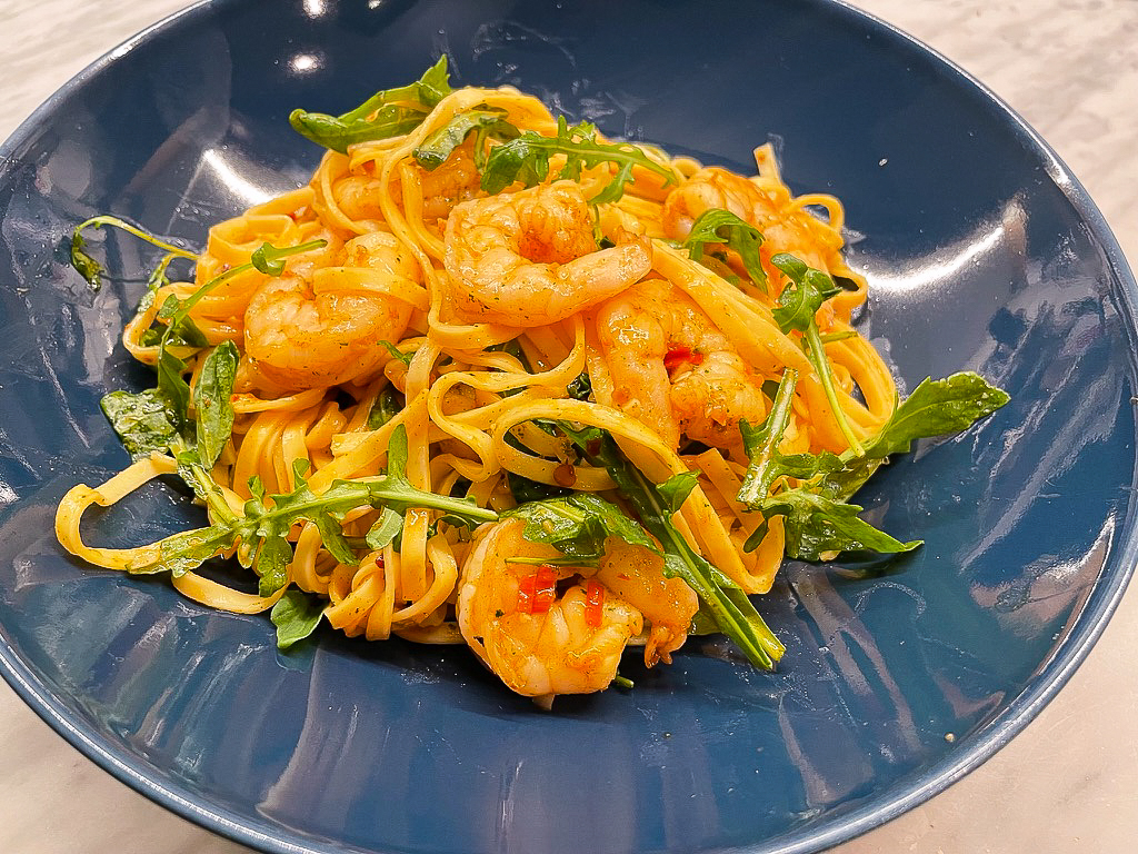 Pasta med heta vannameiräkor & ruccola -fräscht snabbt och lättlagat