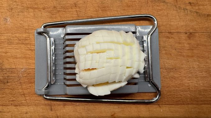 Gubbrörametoden -smart sätt att hacka ägg