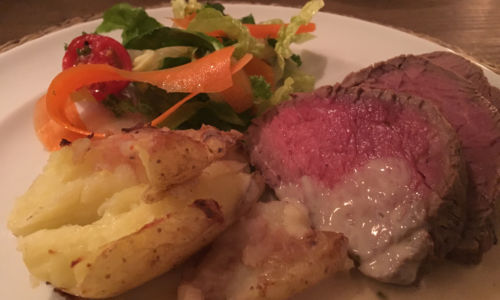 Oxfilé med krossad potatis och vermouthsås