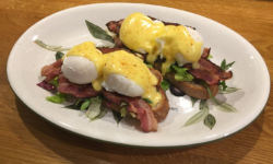 Ägg Benedict -Bruchmacka American Style