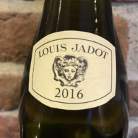 Bourgogne Blanc Couvent de Jacobins Neck