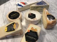 Ost & vin -etiketter Ost & vin -etiketter