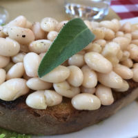 Bruschetta con fagioli