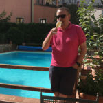 Prosecco vid poolside